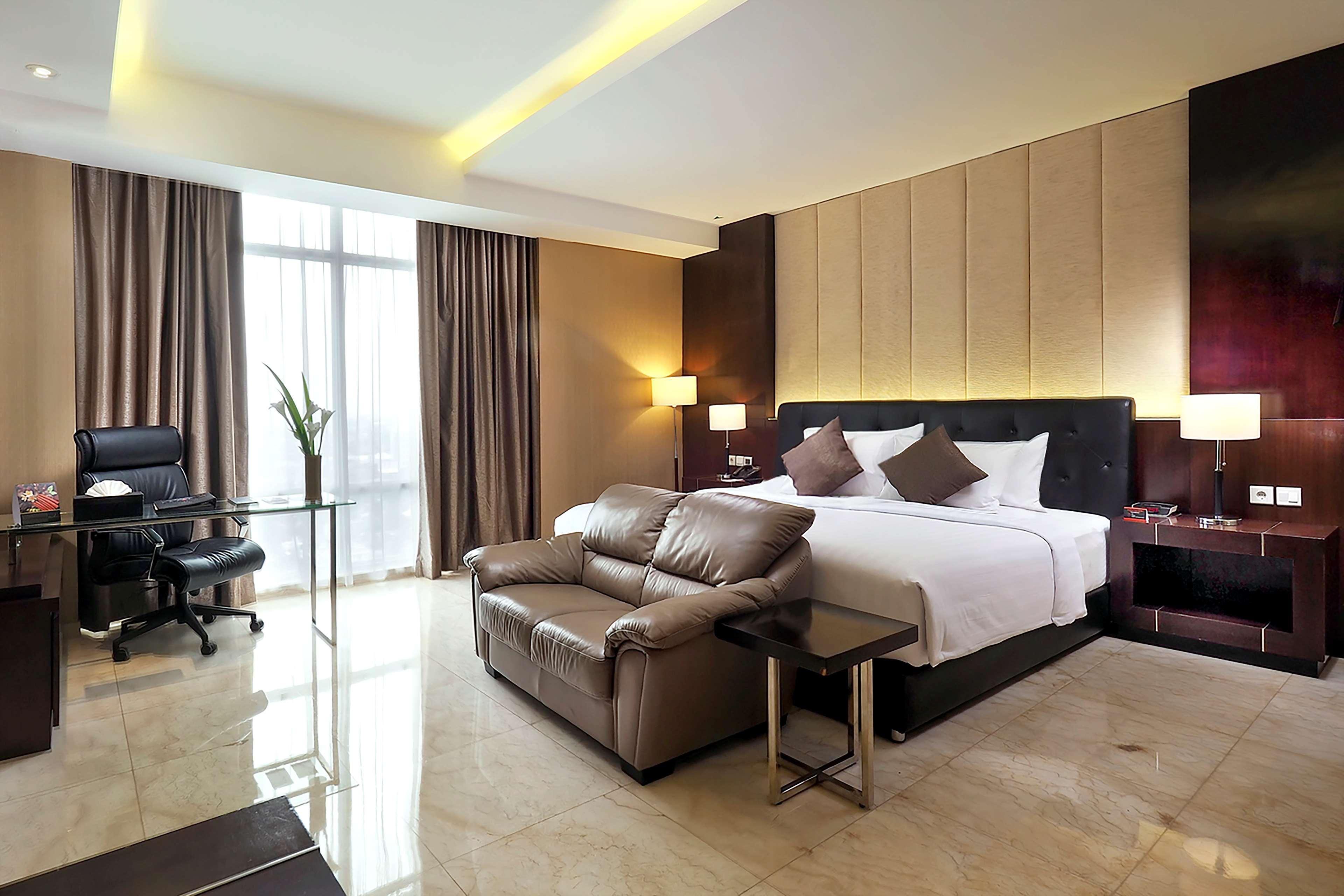 Grand Mercure Solo Baru מראה חיצוני תמונה