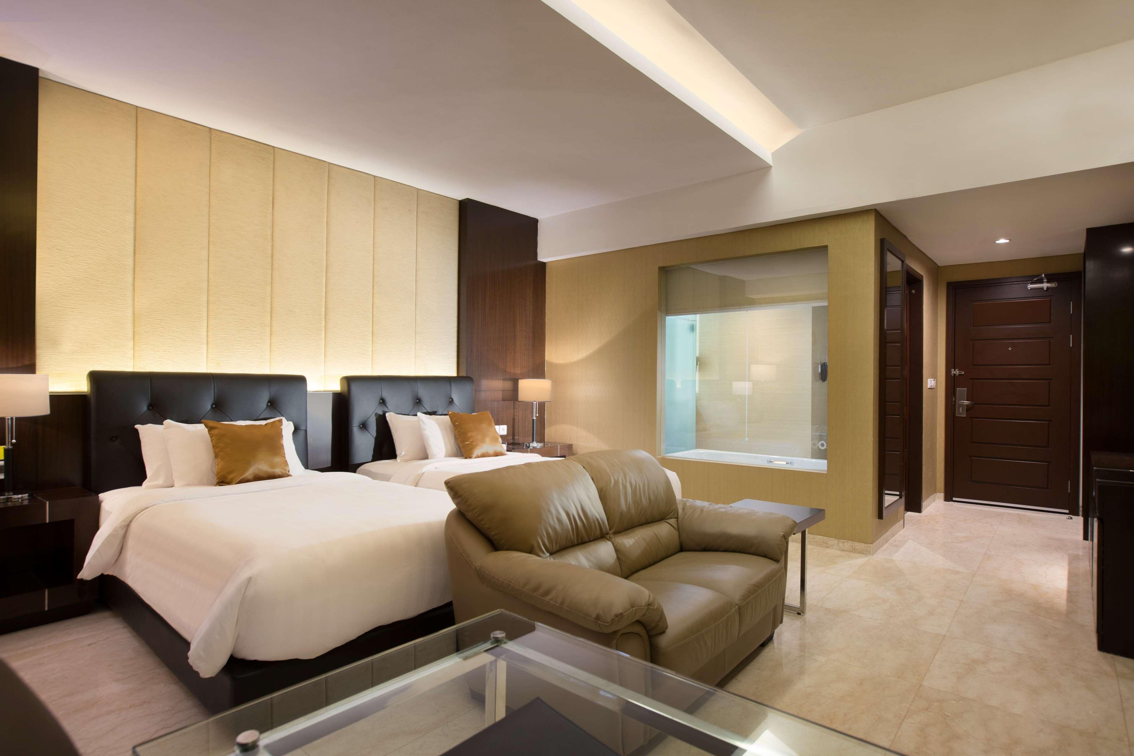 Grand Mercure Solo Baru מראה חיצוני תמונה