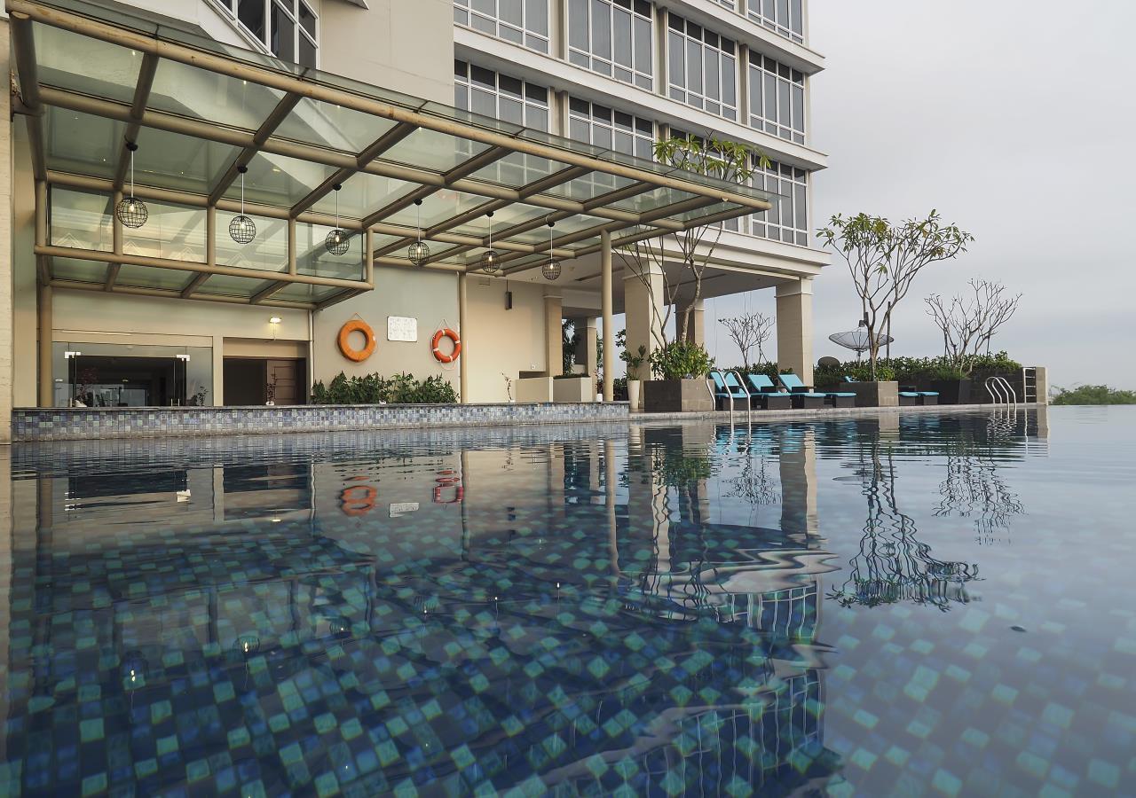 Grand Mercure Solo Baru מראה חיצוני תמונה